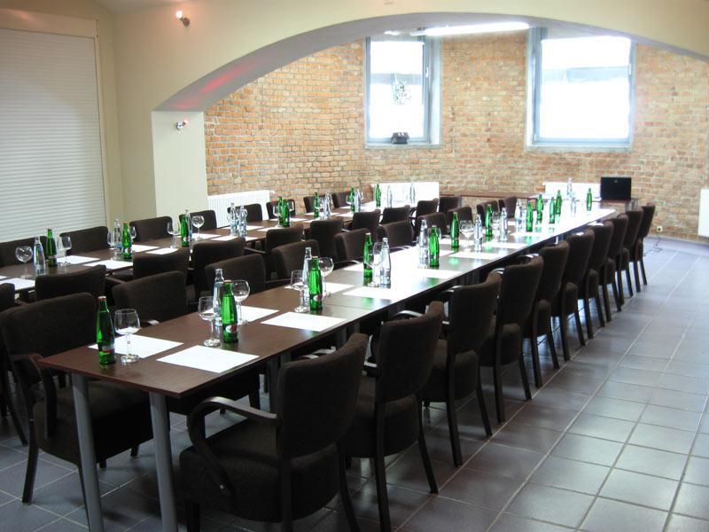 区府大酒店 Hradec Králové 外观 照片